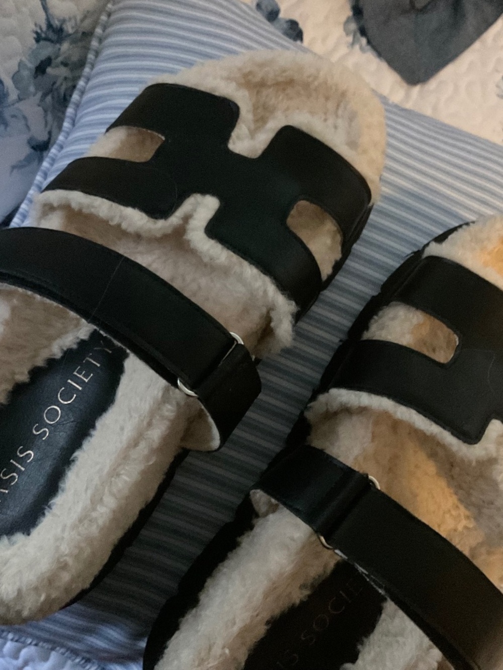 Oasis Society Adeline Sherpa Slide Sandal